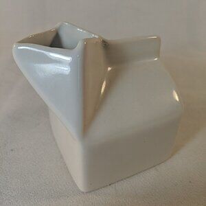 Williams Sonoma Grestel 2012 Ceramic Milk Carton Short White